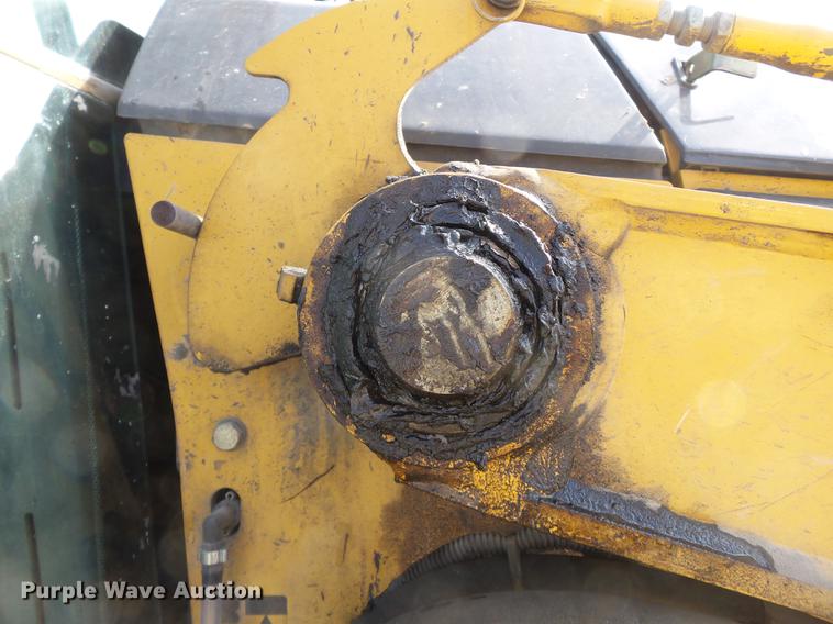 image for item DB7212 2003 John Deere 310SG backhoe