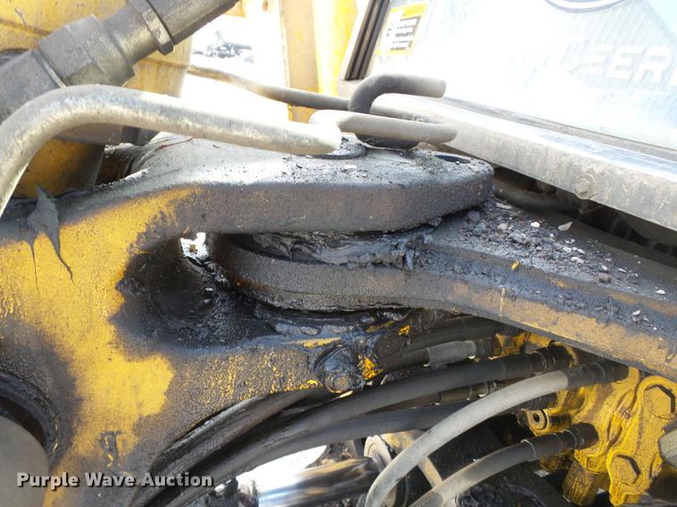 image for item DB7212 2003 John Deere 310SG backhoe
