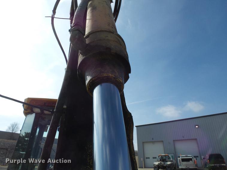 image for item DB7212 2003 John Deere 310SG backhoe