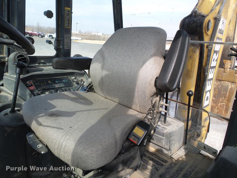 image for item DB7212 2003 John Deere 310SG backhoe