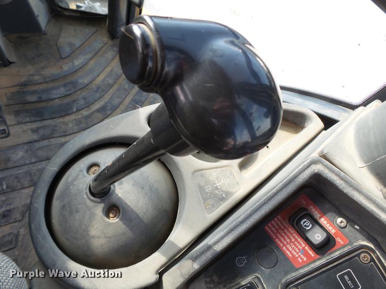 image for item DB7212 2003 John Deere 310SG backhoe