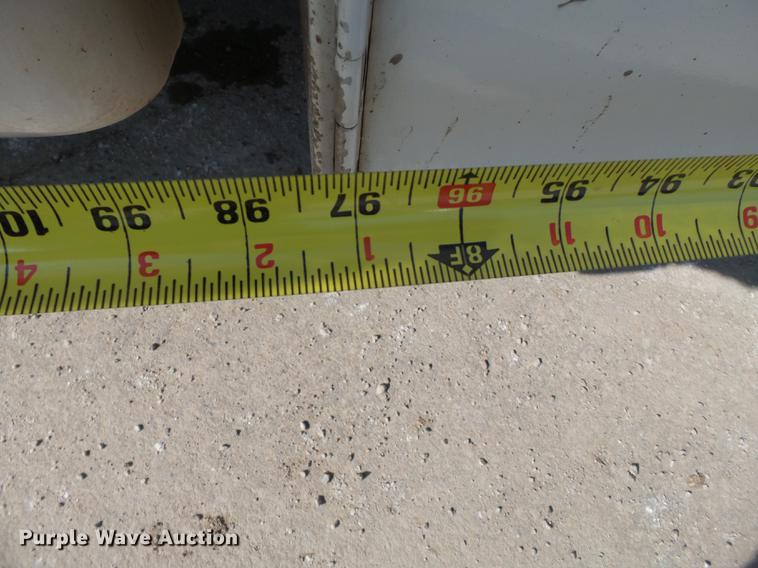 image for item DB7213 2005 Ford F250 Super Duty utility bed pickup truck