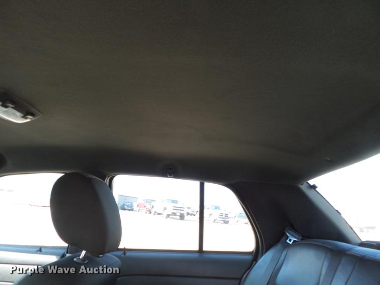 image for item DB7215 2011 Ford Crown Victoria Police Interceptor