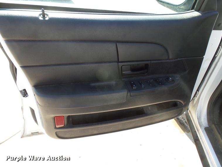 image for item DB7215 2011 Ford Crown Victoria Police Interceptor