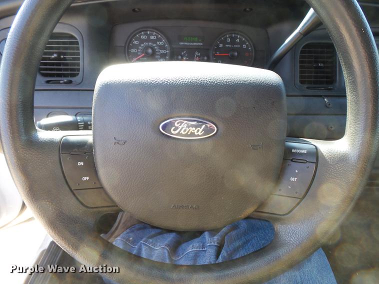 image for item DB7215 2011 Ford Crown Victoria Police Interceptor