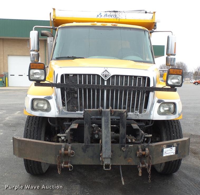 image for item DB7227 2005 International 7400 dump truck