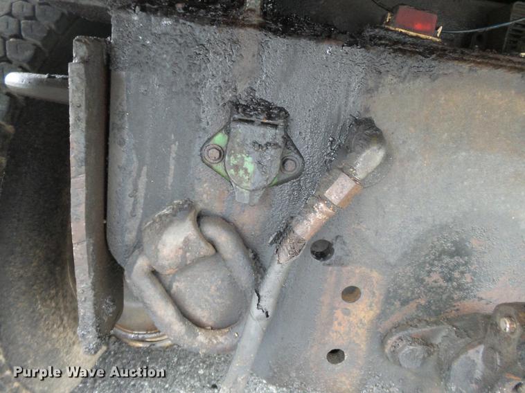 image for item DB7227 2005 International 7400 dump truck