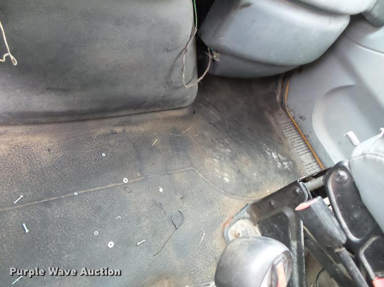 image for item DB7227 2005 International 7400 dump truck