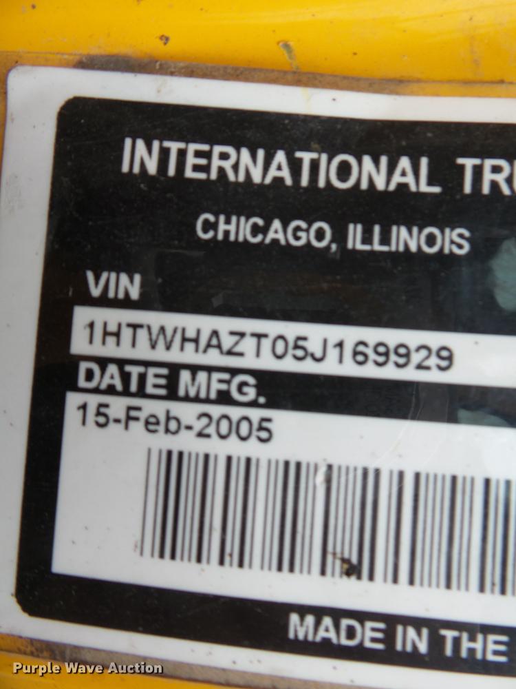 image for item DB7227 2005 International 7400 dump truck