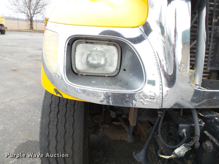 image for item DB7228 2006 International 7400 dump truck