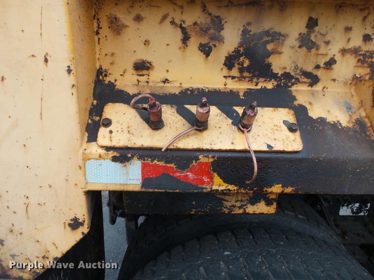 image for item DB7228 2006 International 7400 dump truck