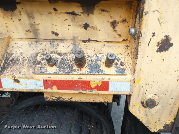 image for item DB7228 2006 International 7400 dump truck