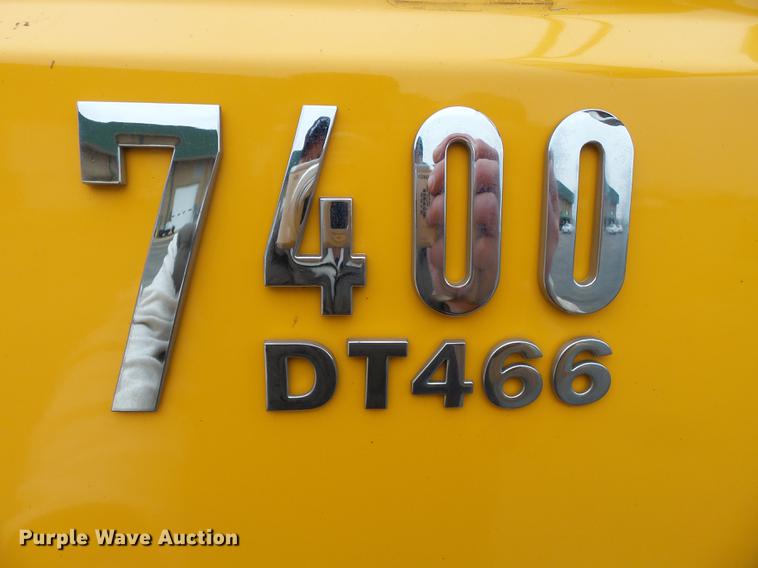 image for item DB7228 2006 International 7400 dump truck