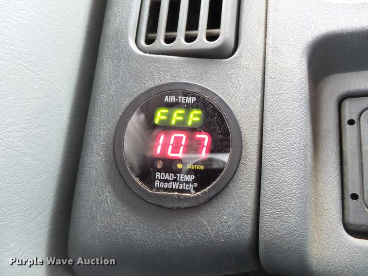 image for item DB7228 2006 International 7400 dump truck