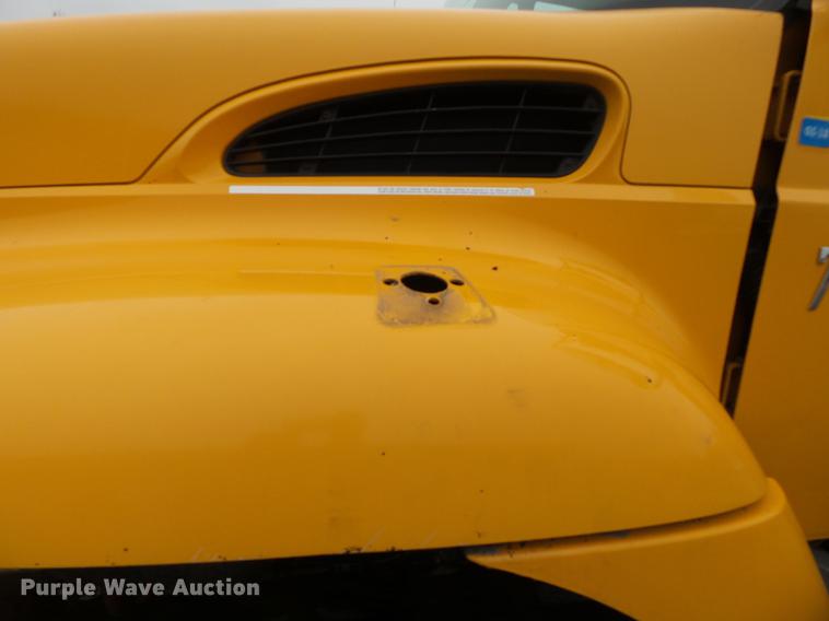 image for item DB7229 2006 International 7400 dump truck