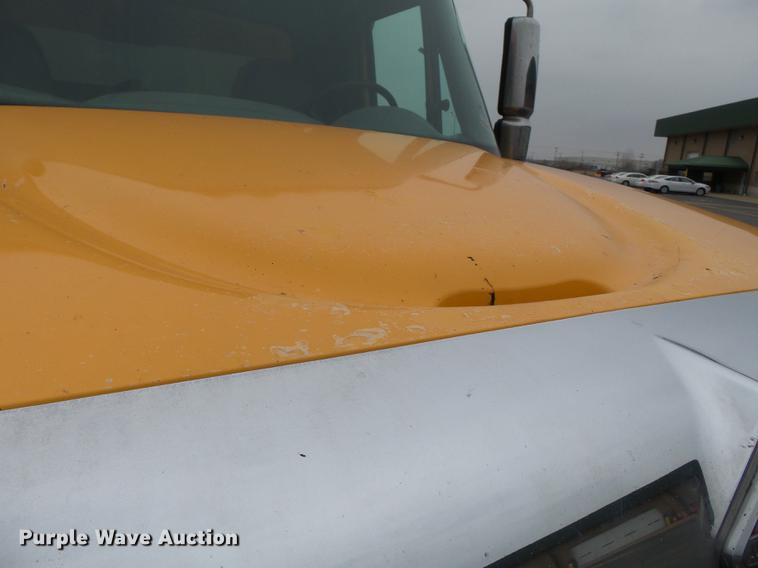 image for item DB7229 2006 International 7400 dump truck