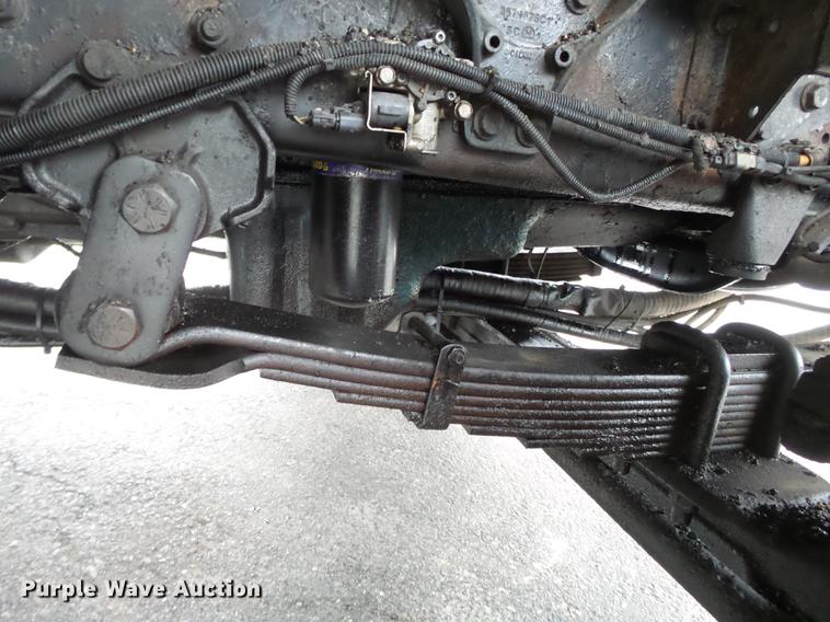 image for item DB7229 2006 International 7400 dump truck