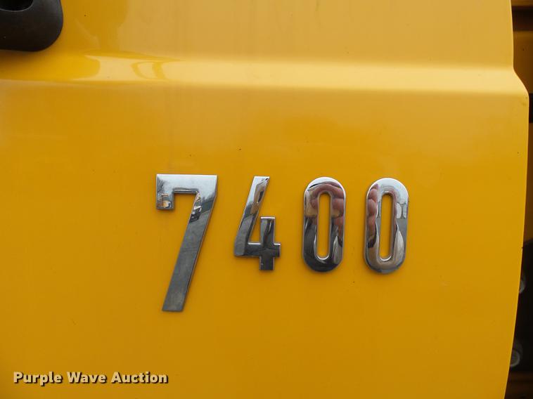 image for item DB7229 2006 International 7400 dump truck