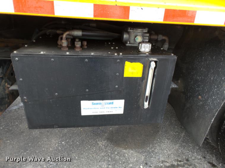 image for item DB7229 2006 International 7400 dump truck