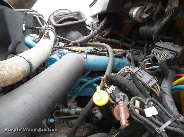 image for item DB7229 2006 International 7400 dump truck