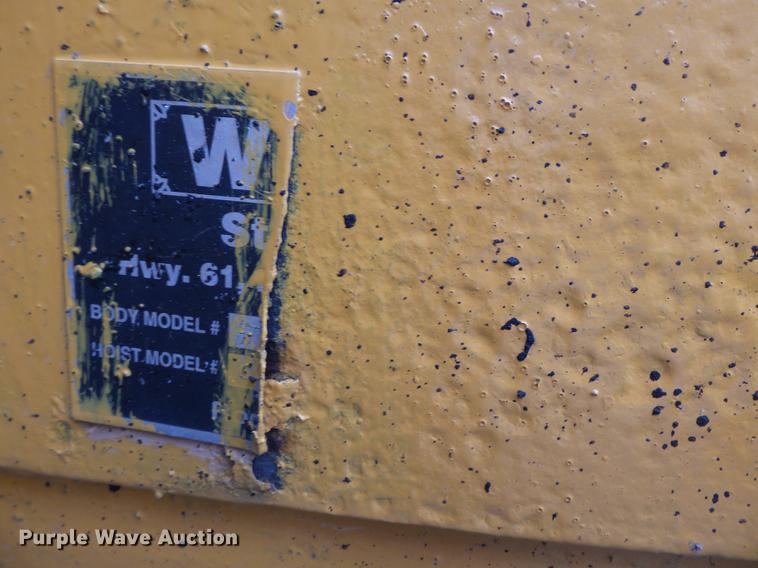 image for item DB7229 2006 International 7400 dump truck