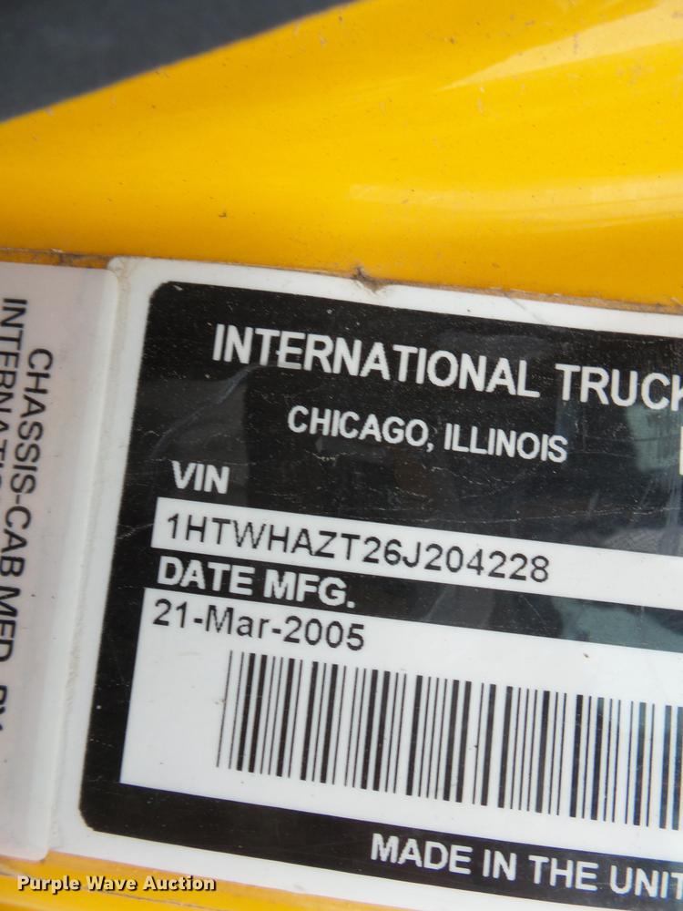 image for item DB7229 2006 International 7400 dump truck