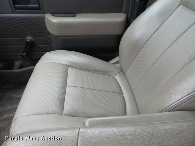 image for item DB7230 2009 Ford F150 SuperCab pickup truck