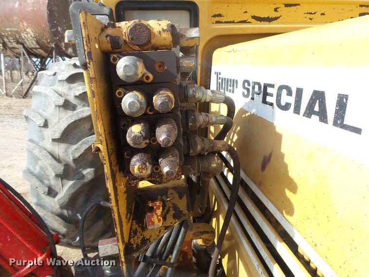 image for item DB7282 Fiat 80-90 Tiger Special tractor