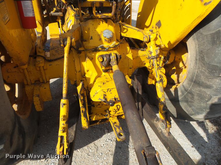 image for item DB7283 John Deere 401J tractor