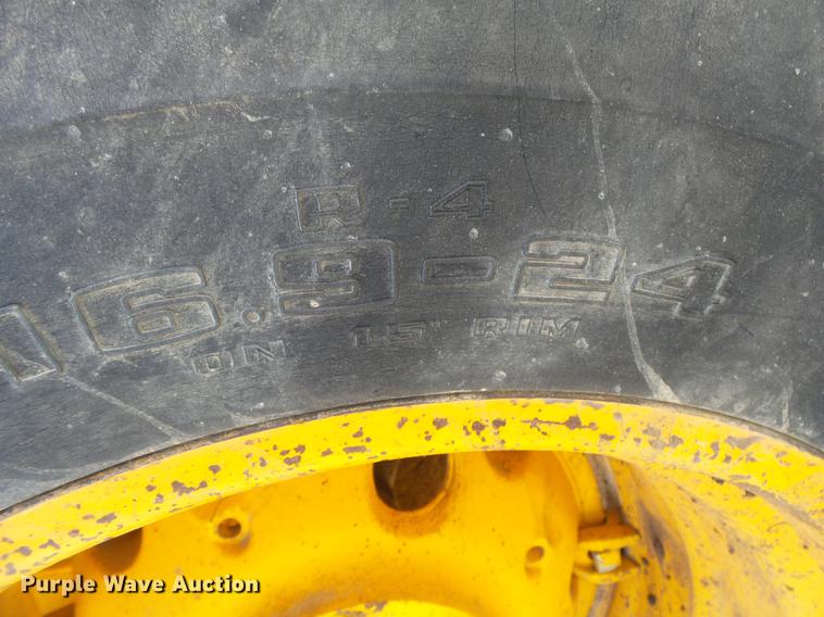 image for item DB7283 John Deere 401J tractor