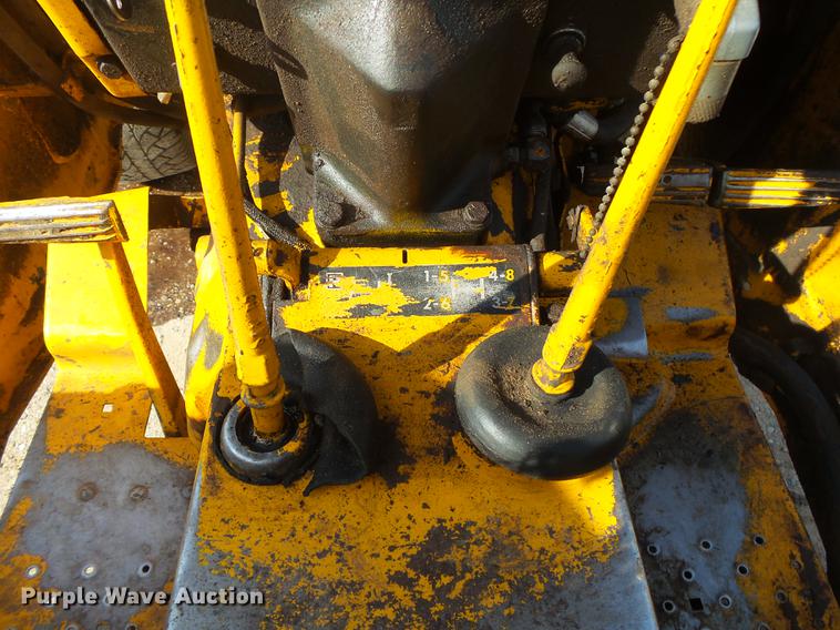 image for item DB7283 John Deere 401J tractor