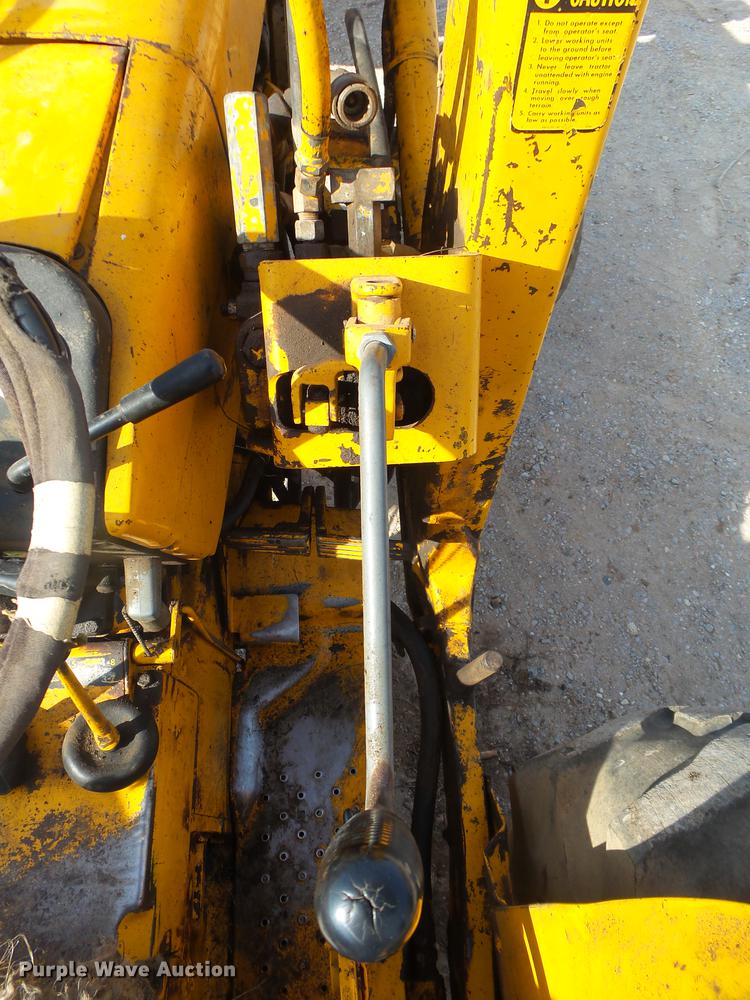 image for item DB7283 John Deere 401J tractor