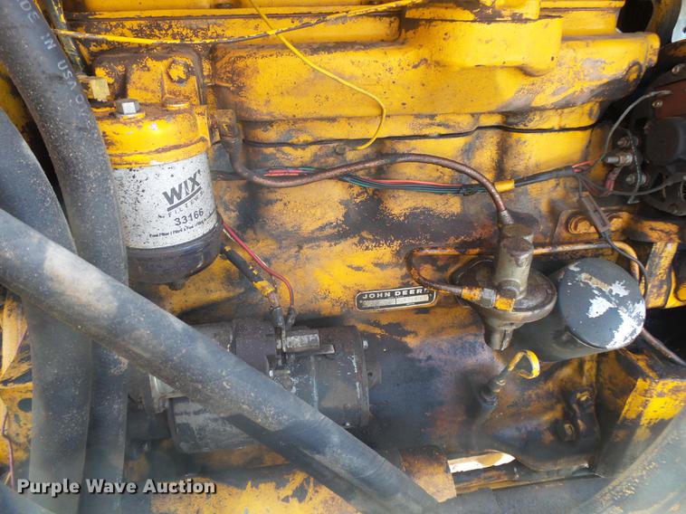 image for item DB7283 John Deere 401J tractor