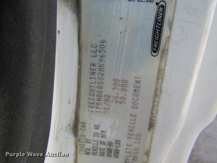 image for item DB9773 2002 Freightliner FL80 refuse truck