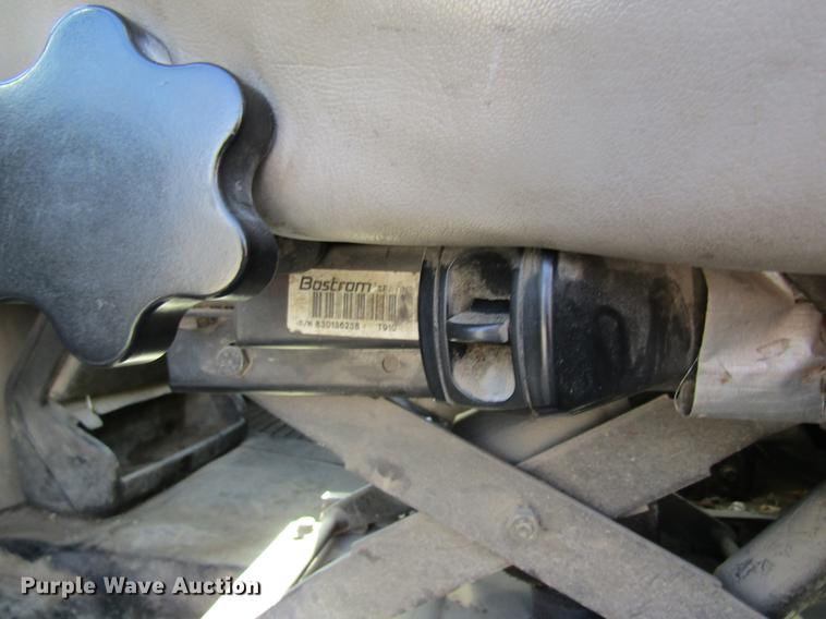 image for item DB9773 2002 Freightliner FL80 refuse truck