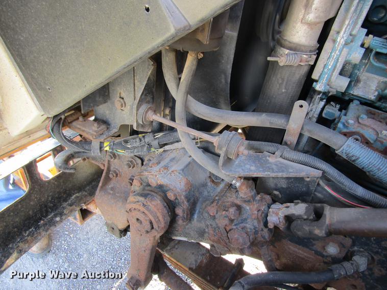 image for item DB9774 1999 International 4900 dump truck