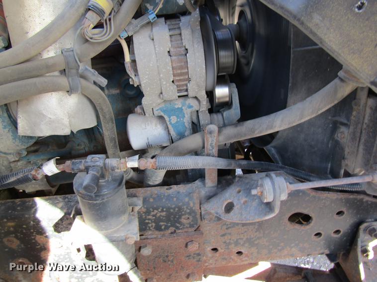 image for item DB9774 1999 International 4900 dump truck