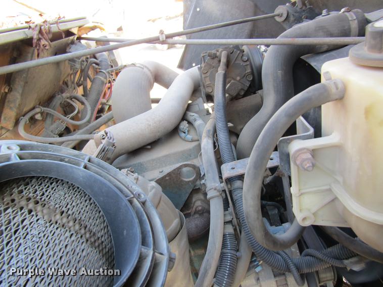 image for item DB9774 1999 International 4900 dump truck