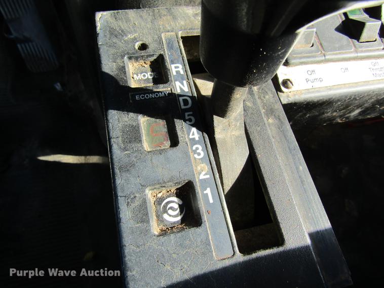 image for item DB9775 1999 International 2674 refuse truck