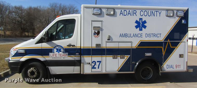 image for item DB9776 2011 Freightliner Sprinter 3500 ambulance