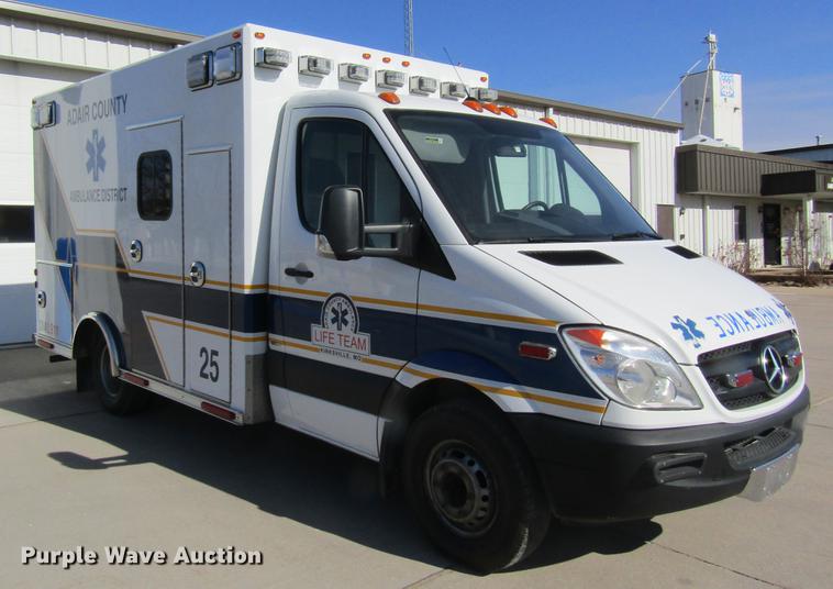 image for item DB9777 2012 Mercedes Benz Sprinter 3500 ambulance