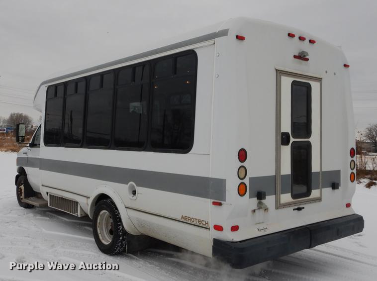 image for item DC0254 2007 Ford Eldorado E450 shuttle bus