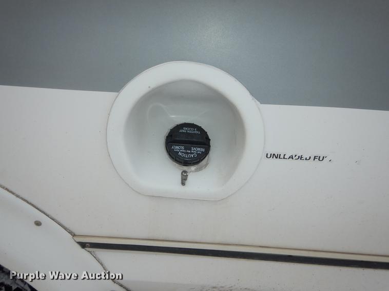 image for item DC0254 2007 Ford Eldorado E450 shuttle bus