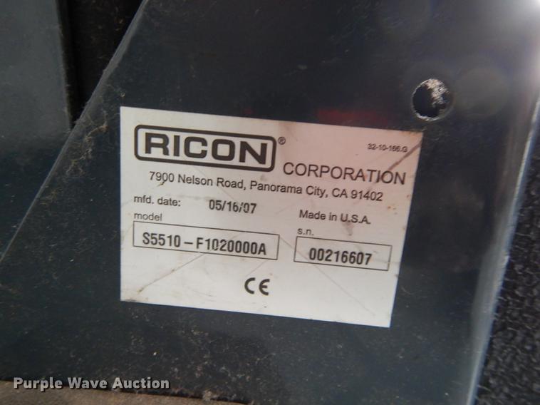 image for item DC0254 2007 Ford Eldorado E450 shuttle bus