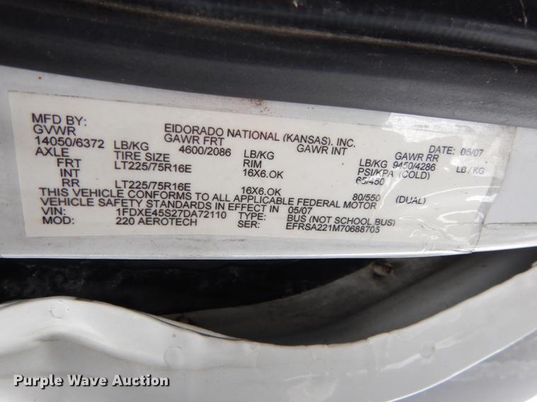 image for item DC0254 2007 Ford Eldorado E450 shuttle bus