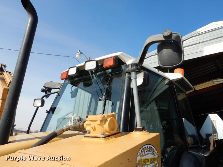 image for item DC0259 2000 New Holland TS110 MFWD tractor