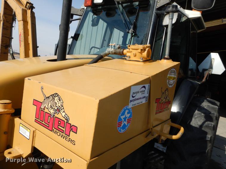 image for item DC0259 2000 New Holland TS110 MFWD tractor