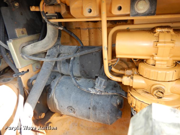 image for item DC0259 2000 New Holland TS110 MFWD tractor