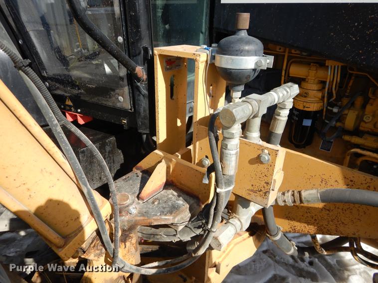 image for item DC0259 2000 New Holland TS110 MFWD tractor