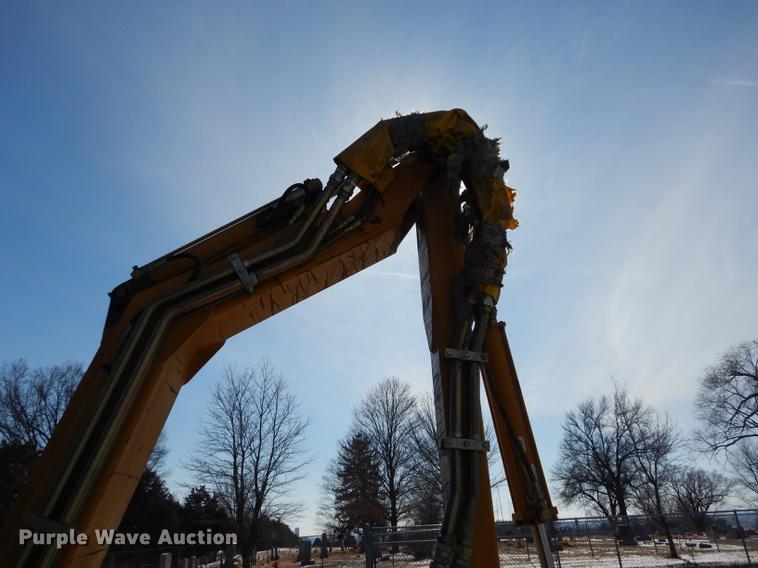 image for item DC0259 2000 New Holland TS110 MFWD tractor